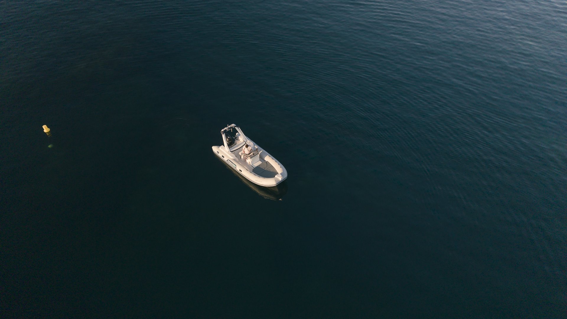 Capelli Tempest 625 — Alquiler barco Palamós Costa Brava